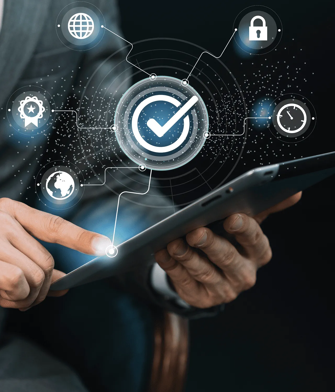 Personne sur son téléphone avec des icons futuriste autour de lui